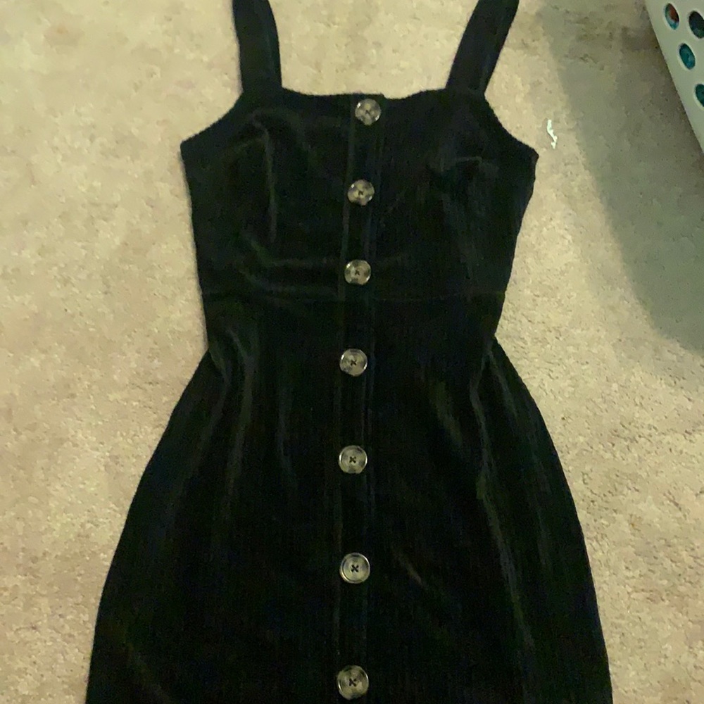 black mini dress